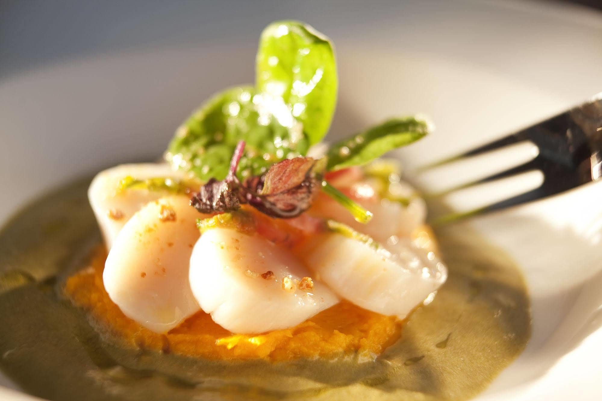 L'Aubiniere Hotel Restaurant & Spa サン・トゥアン・レ・ヴィーニュ エクステリア 写真